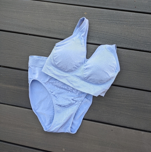 Wacoal Other - 🆕Wacoal B-Smooth Bralette & Panty Set